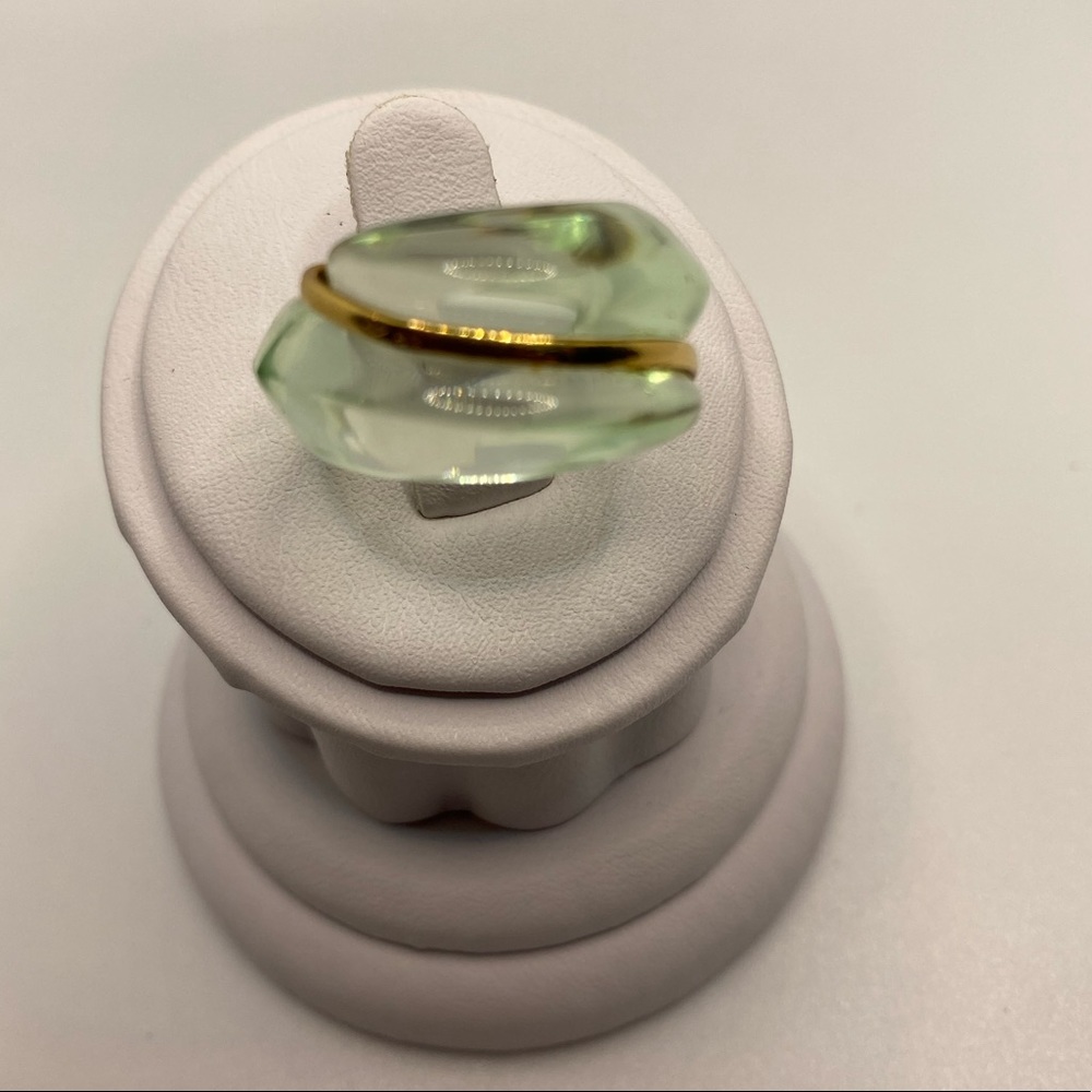 Baccarat ring in green glass w gold line